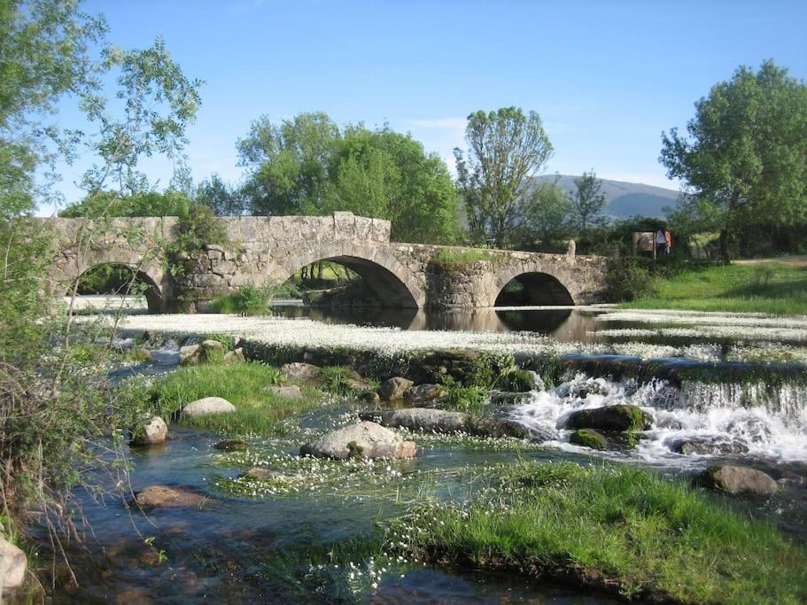 El Escondite De Molina. Valle Del Tietar. La Iglesuela Luaran gambar